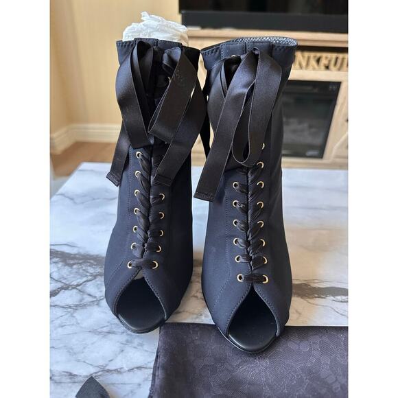 NEW Dolce & Gabbana Peep Toe Bootie Heels Size 38 - Picture 7 of 11